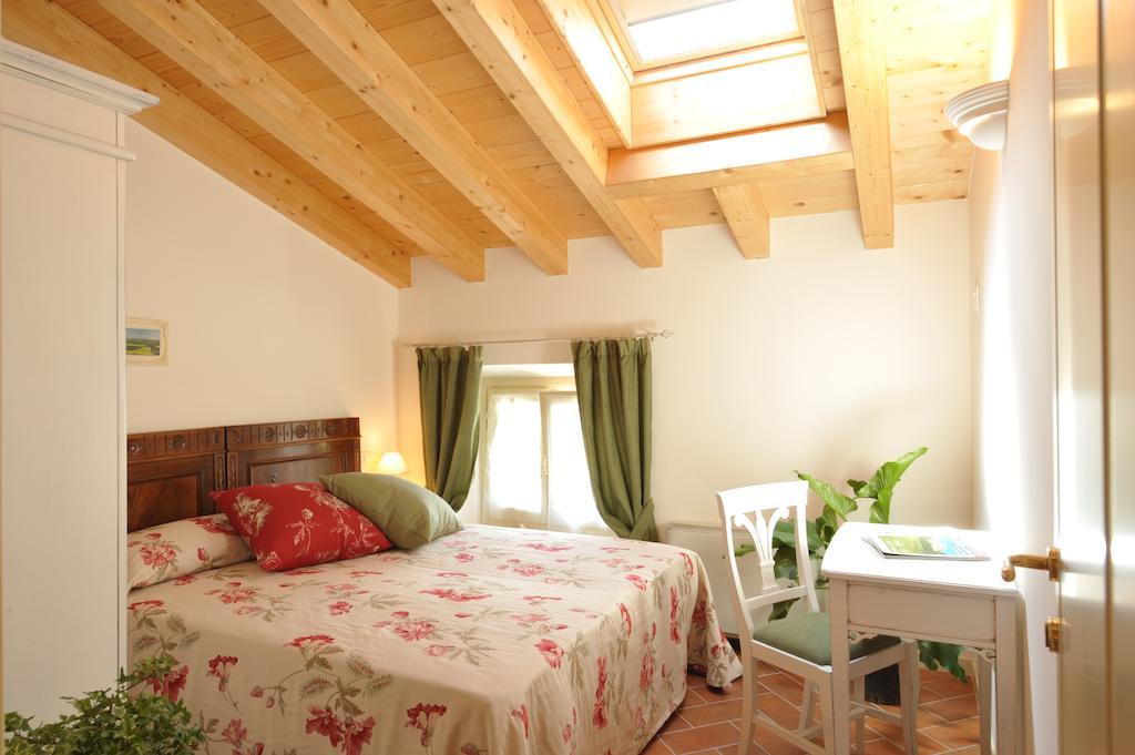 Le Camere Di Virgilio Monzambano Buitenkant foto