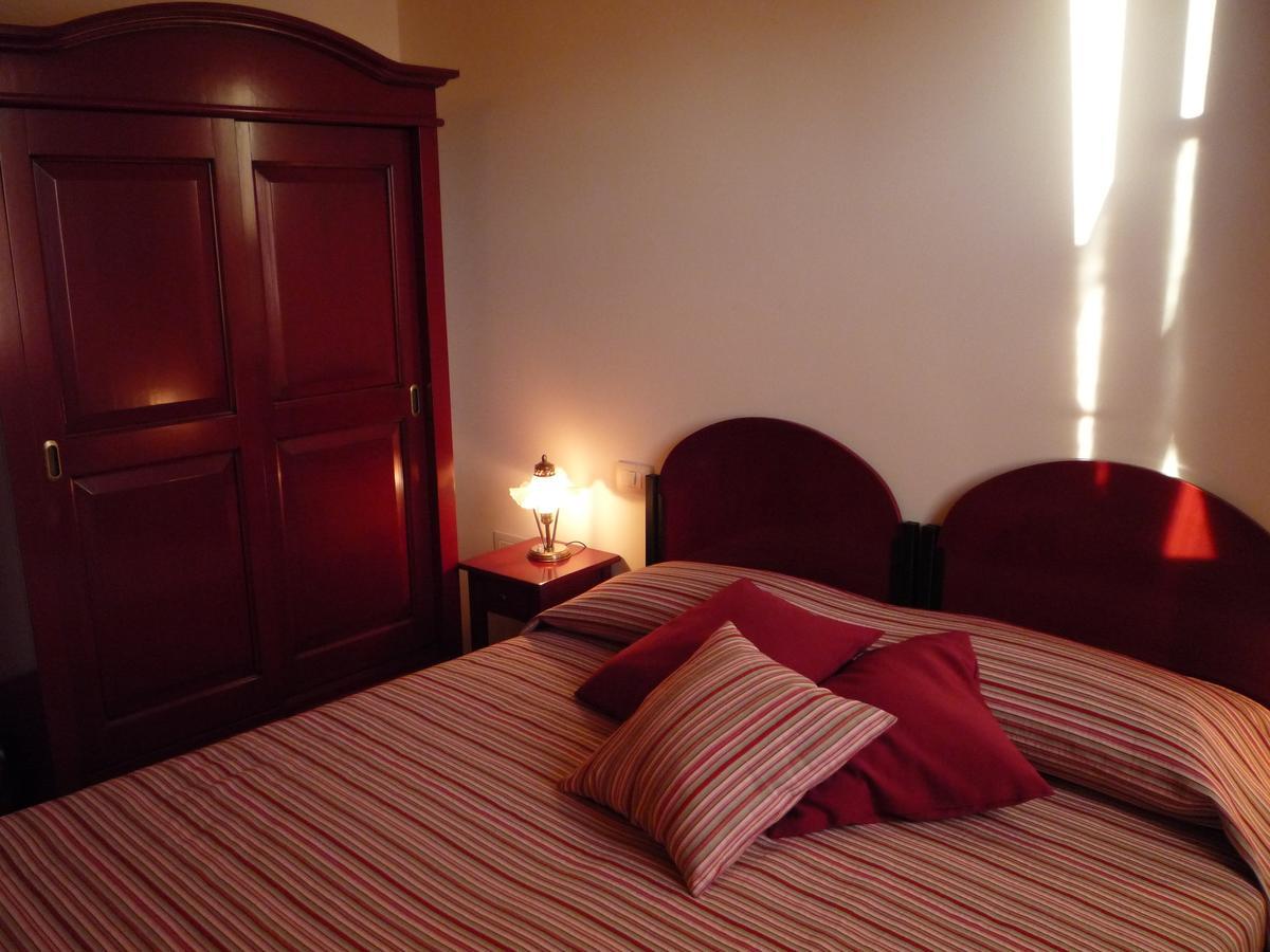 Le Camere Di Virgilio Monzambano Kamer foto